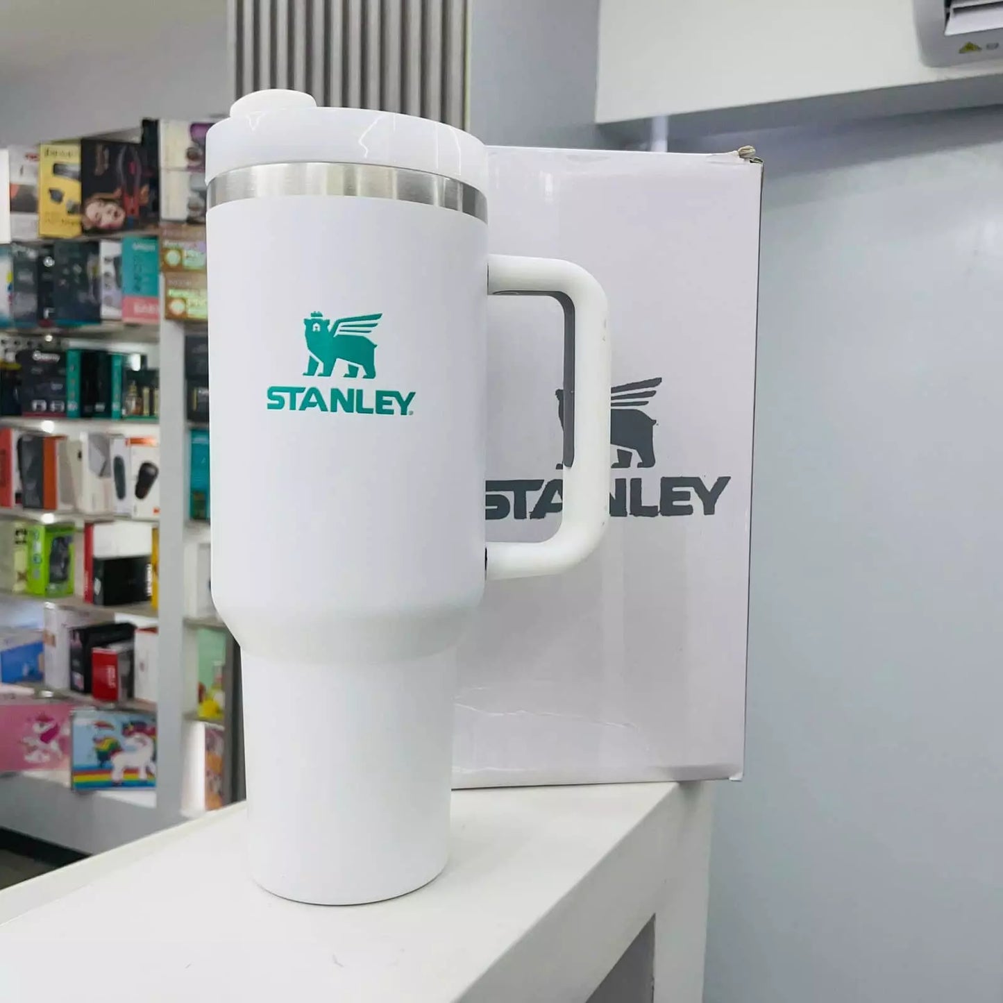 ❄ ¡El Termo Stanley Quencher H2.0 más deseado! ❄ Mantiene tu bebida fría hasta 11 horas